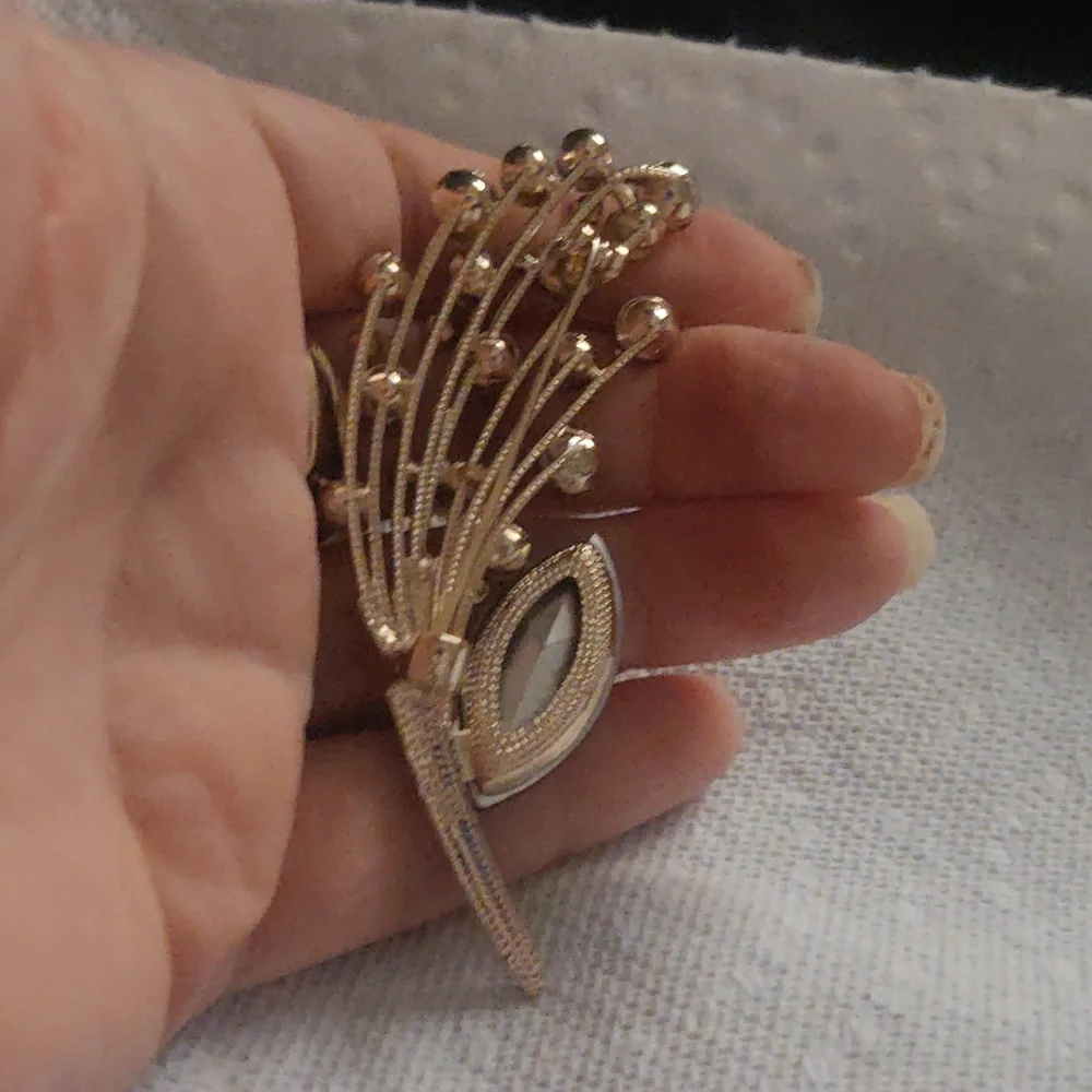 Purple Rhinestone Spray Brooch